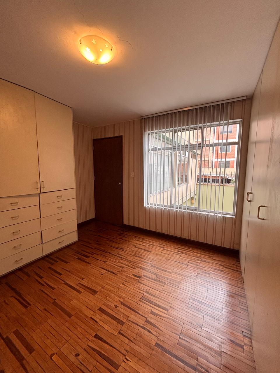 VENDO CASA DE 302M2 FRENTE A PARQUE EN LAS BEGONIAS / SAN BORJA $650,000 — foto 27