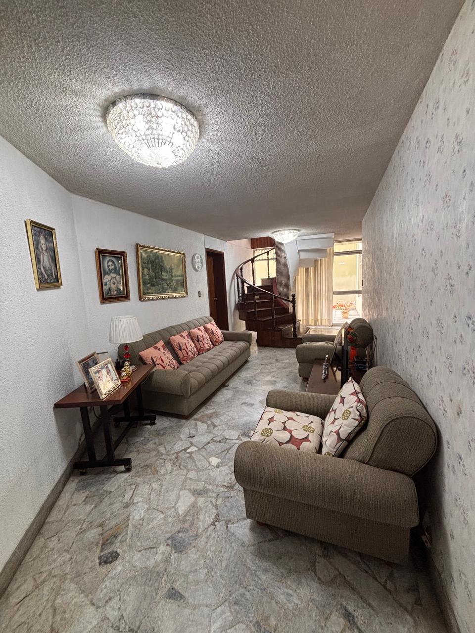 VENDO CASA DE 302M2 FRENTE A PARQUE EN LAS BEGONIAS / SAN BORJA $650,000 — foto 18