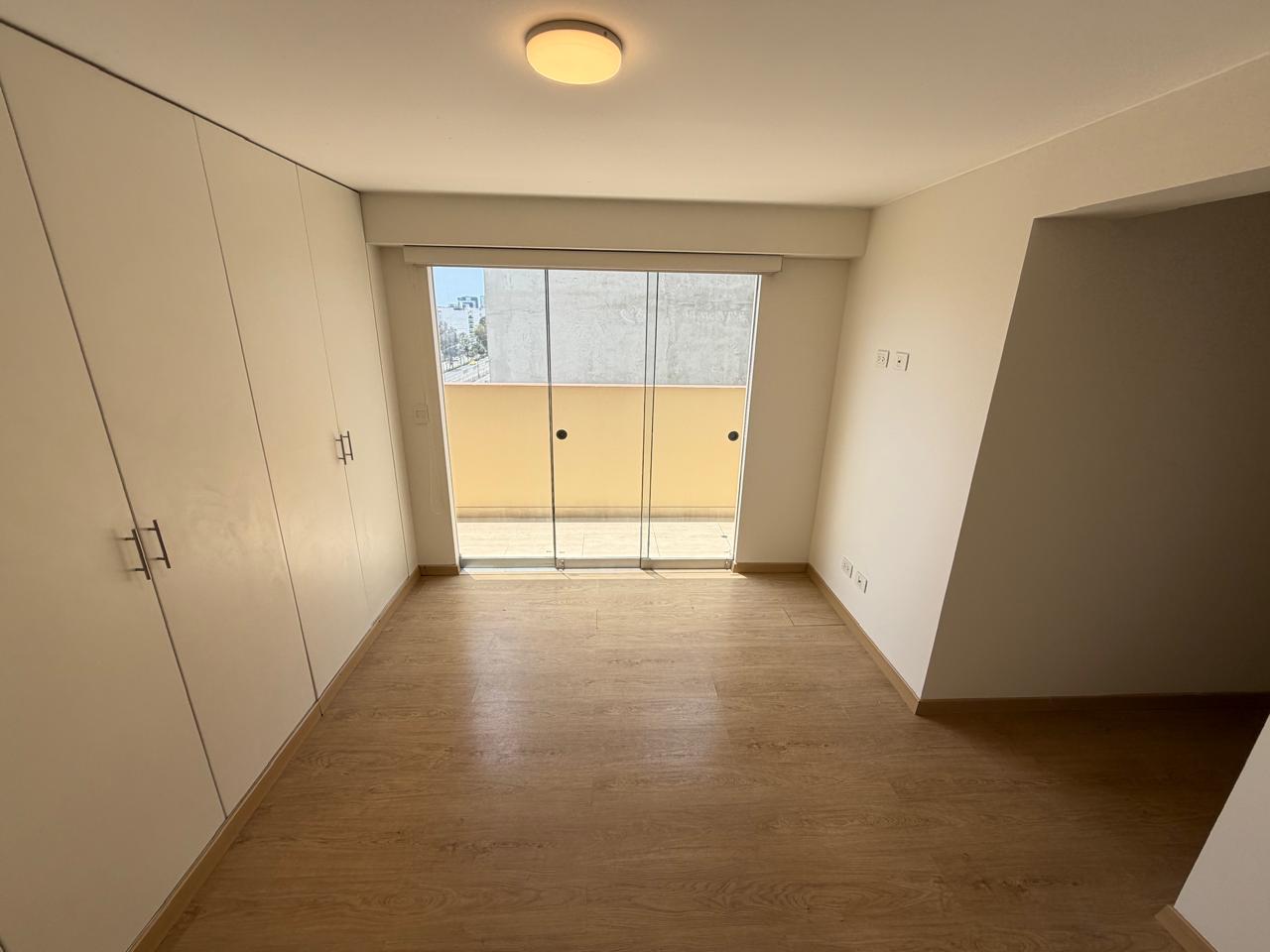 VENTA DE DEPARTAMENTO FLAT DE 2 DORMITORIOS – 66 m² – FRENTE A PARQUE - SURQUILLO — foto 21