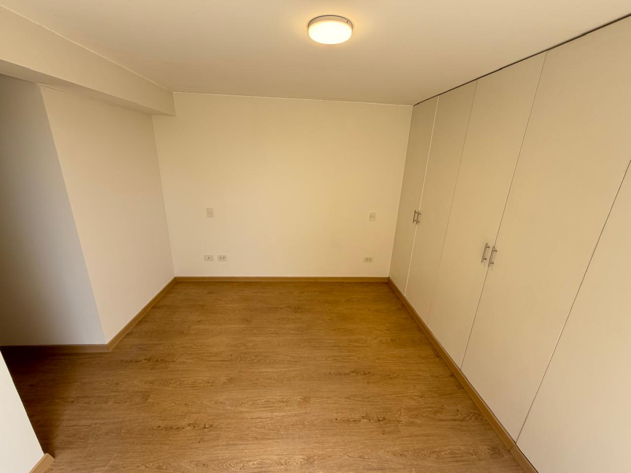 VENTA DE DEPARTAMENTO FLAT DE 2 DORMITORIOS – 66 m² – FRENTE A PARQUE - SURQUILLO — foto 13