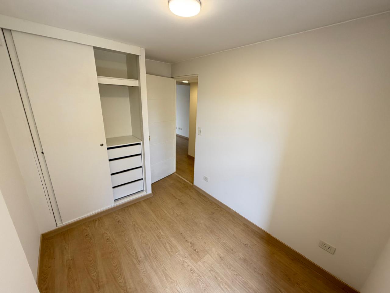 VENTA DE DEPARTAMENTO FLAT DE 2 DORMITORIOS – 66 m² – FRENTE A PARQUE - SURQUILLO — foto 19