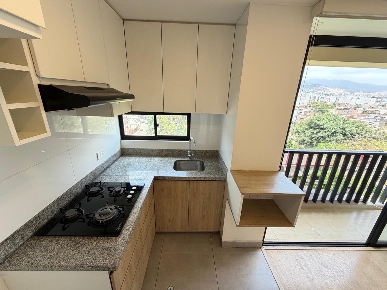VENTA DE DEPARTAMENTO FLAT DE 2 DORMITORIOS – 66 m² – FRENTE A PARQUE - SURQUILLO — foto 4