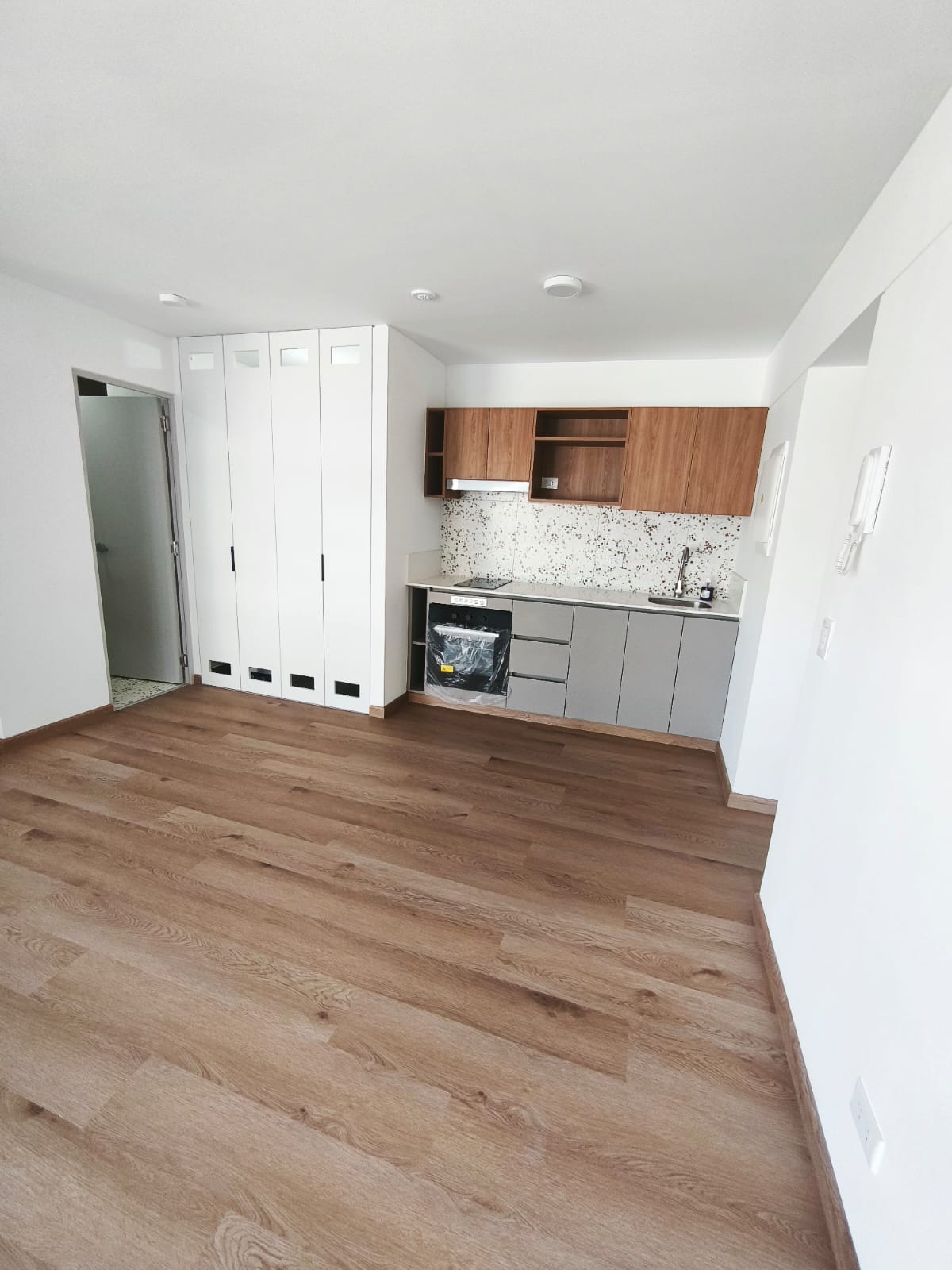 ALQUILER DE DEPARTAMENTO DE ESTRENO  – 34 m² -  MIRAFLORES - incluye depósito — foto 8