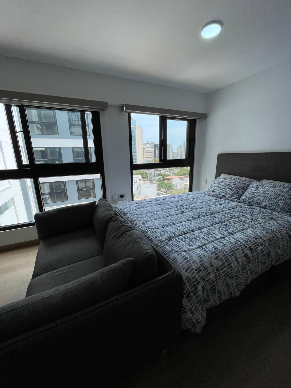 VENTA DE DEPARTAMENTO DE ESTRENO AMOBLADO – 34 m² – MIRAFLORES — foto 2